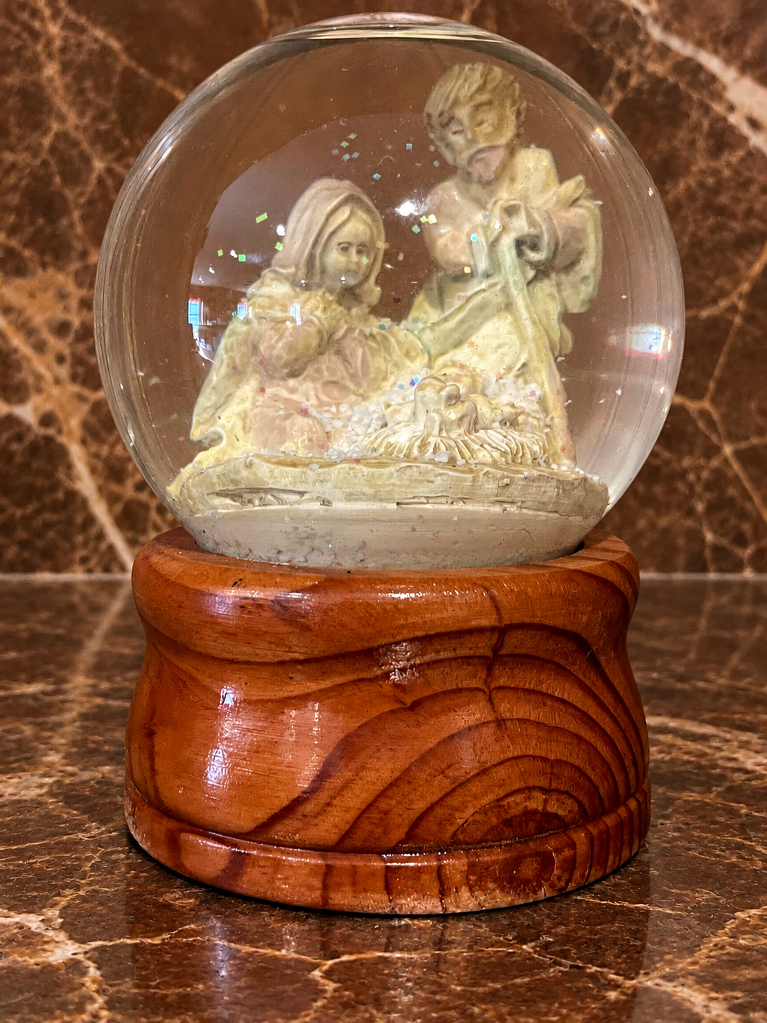Vintage Holy Family Nativity Snow Globe