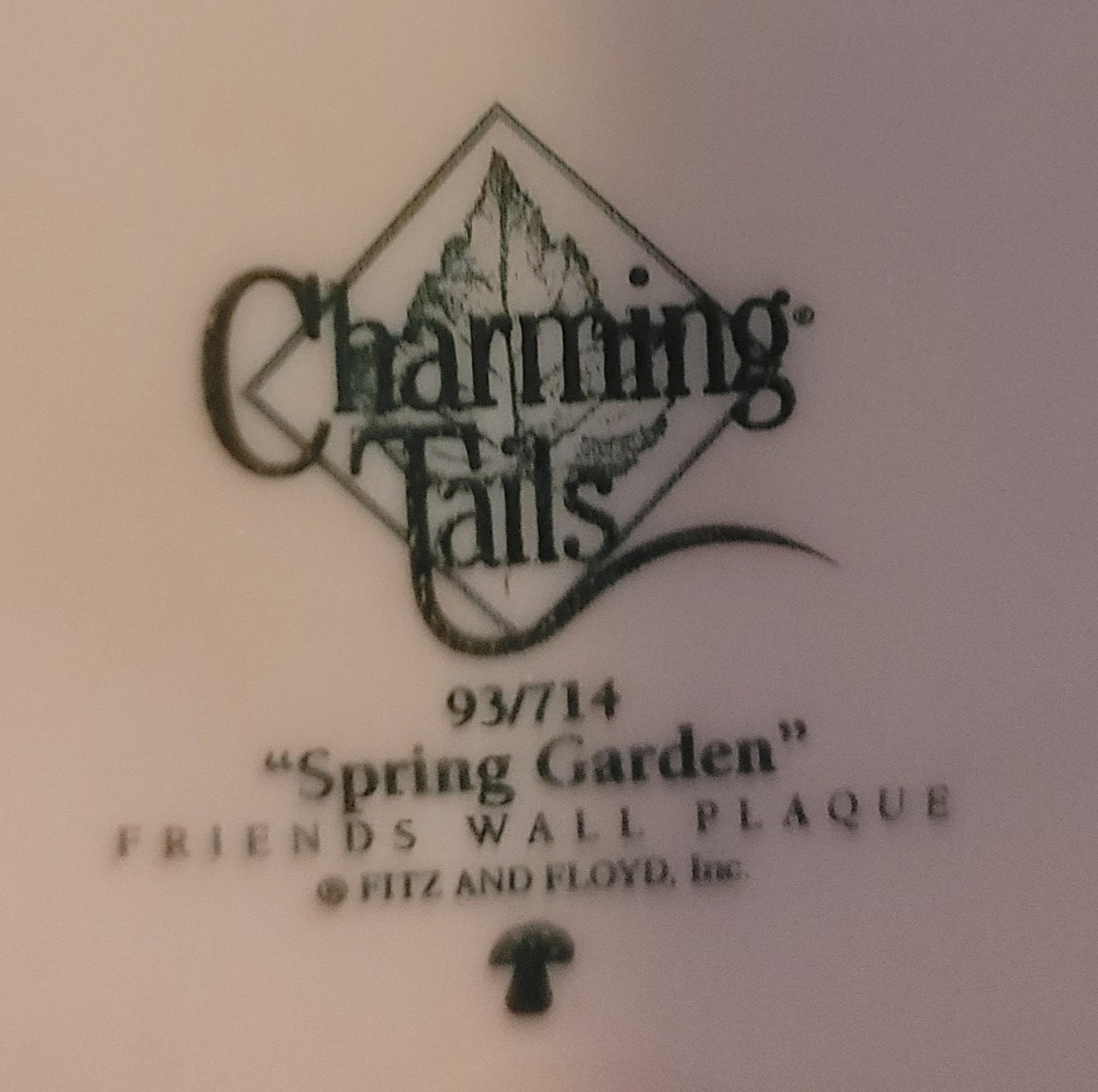 Charming Tails® "Spring Garden" Friends Wall Plaque