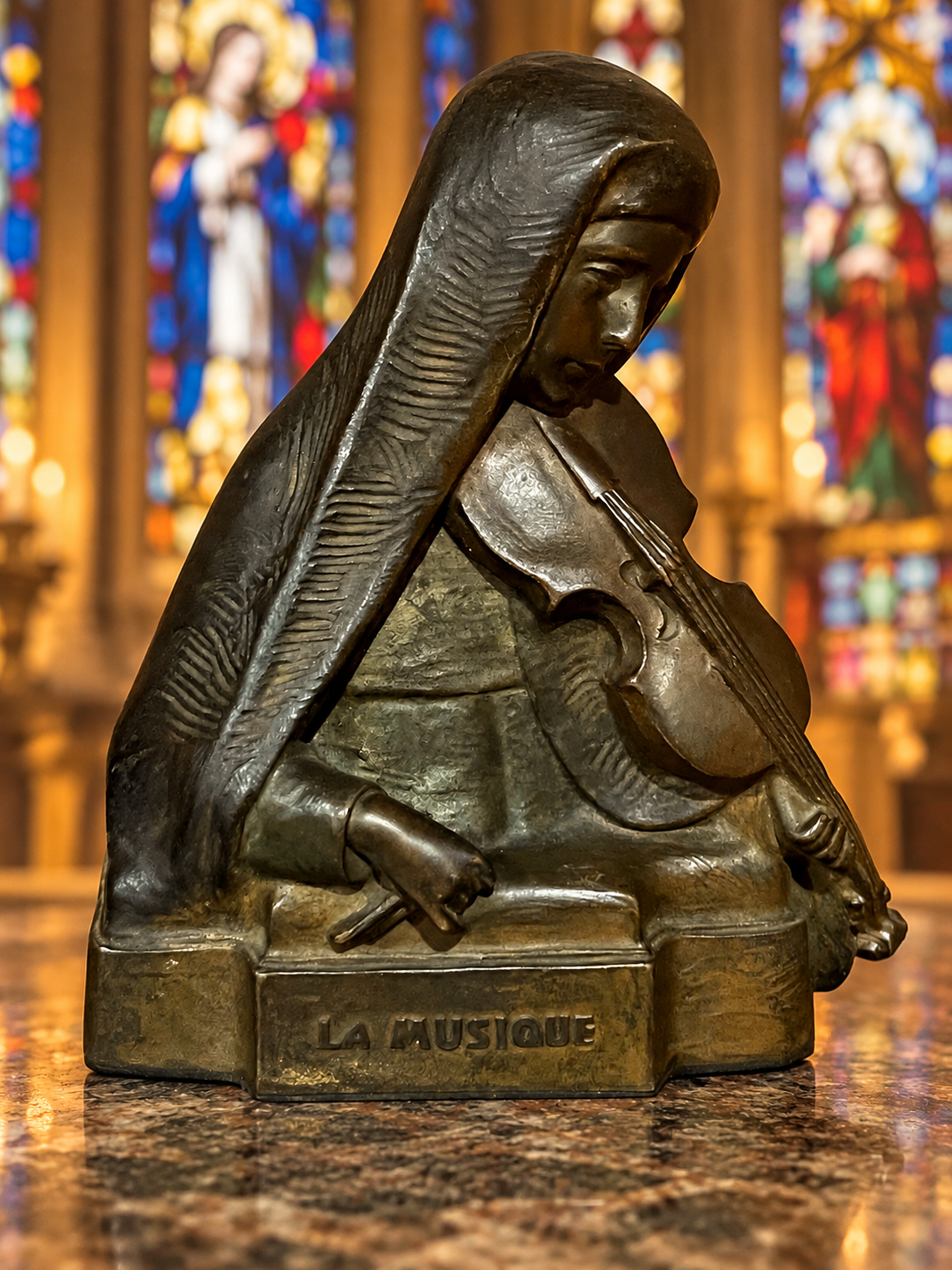 VINTAGE “LA MUSIQUE” NUN VIOLINIST STATUE