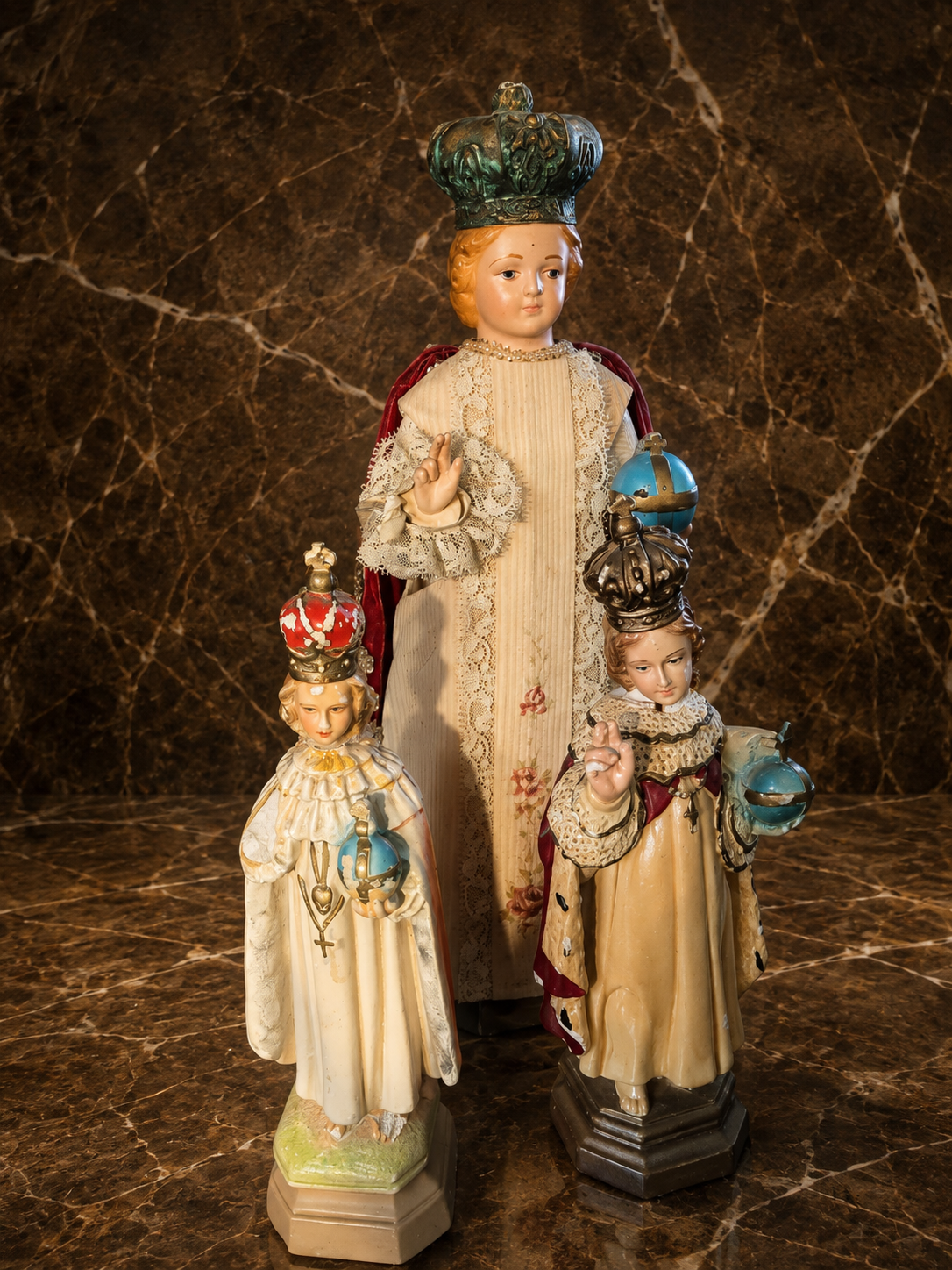 A Little Trio of Infant of Prague Statues — Vintage & Well-Loved ❤️