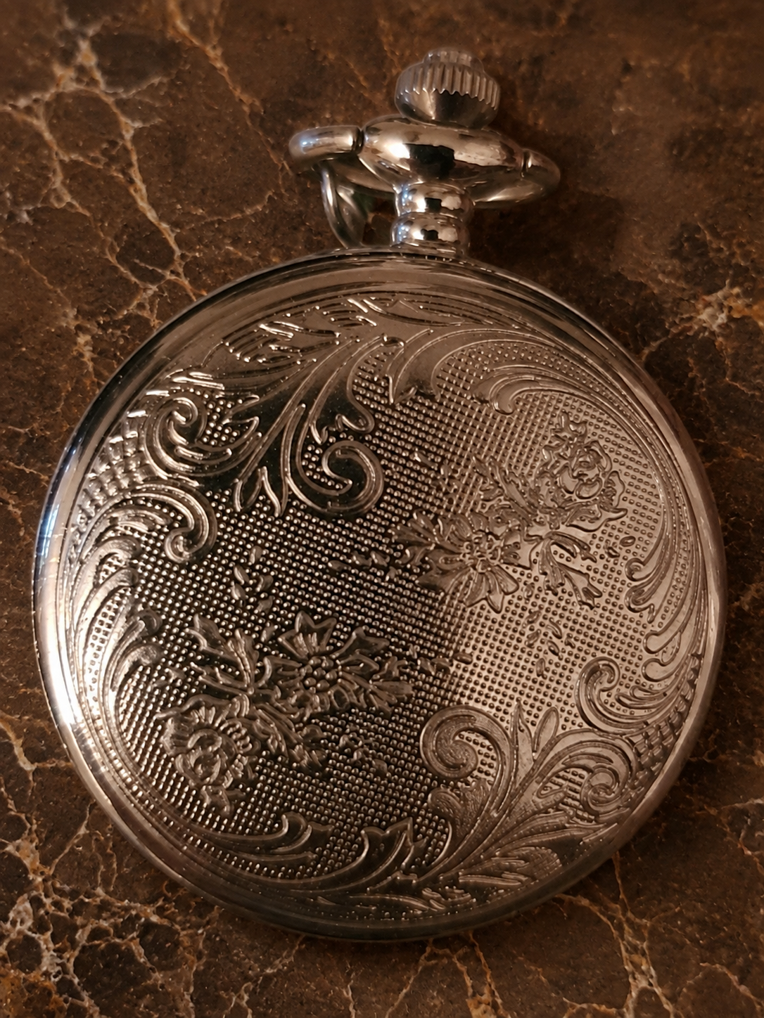 SACRED HEART OF JESUS SILVER-TONE POCKET WATCH — ORNATE FULL-HUNTER CASE